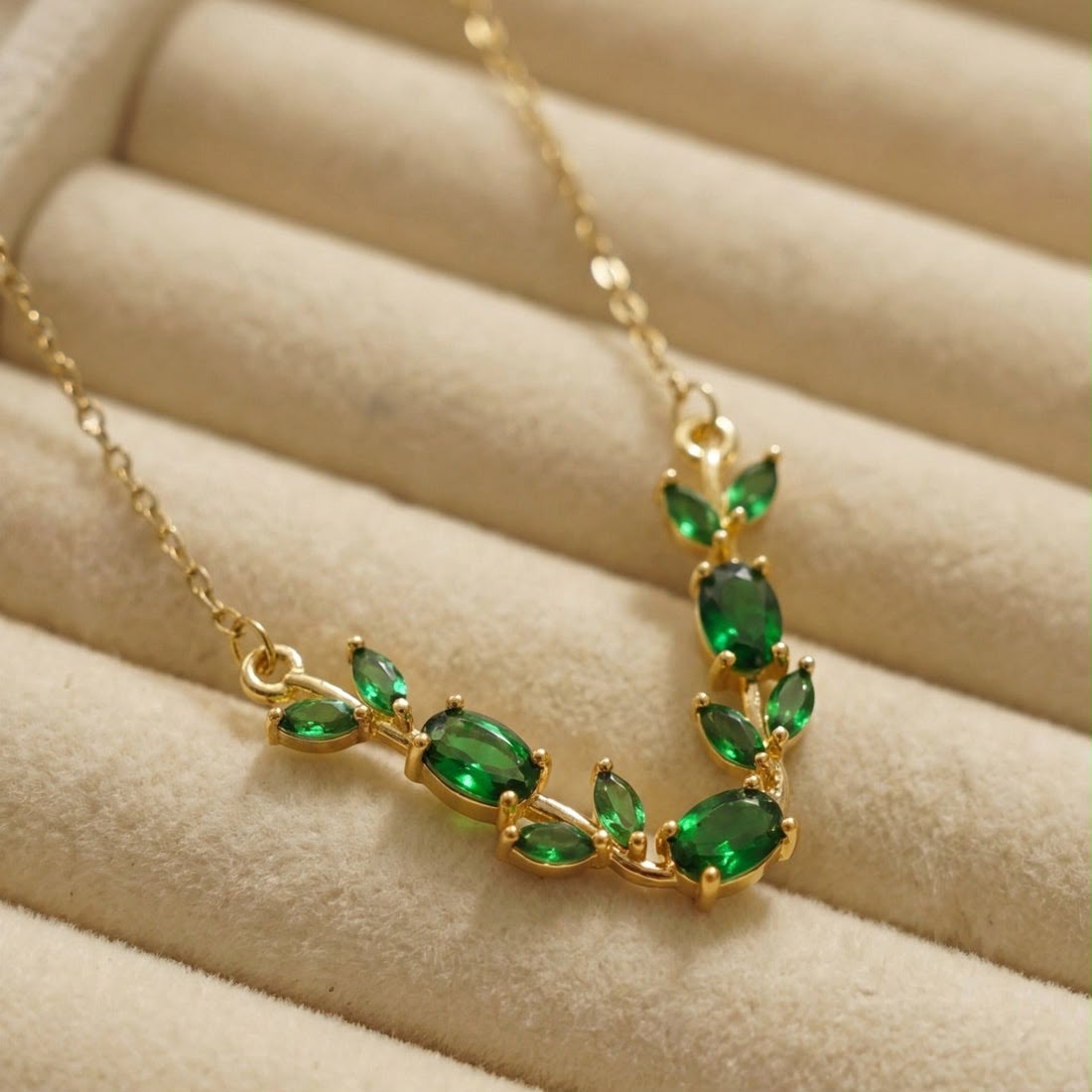 Tulip Necklace #Article No:18